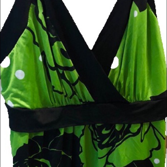 🌷Green & Black Floral Print Strappy Top—Size: S - Picture 2 of 6